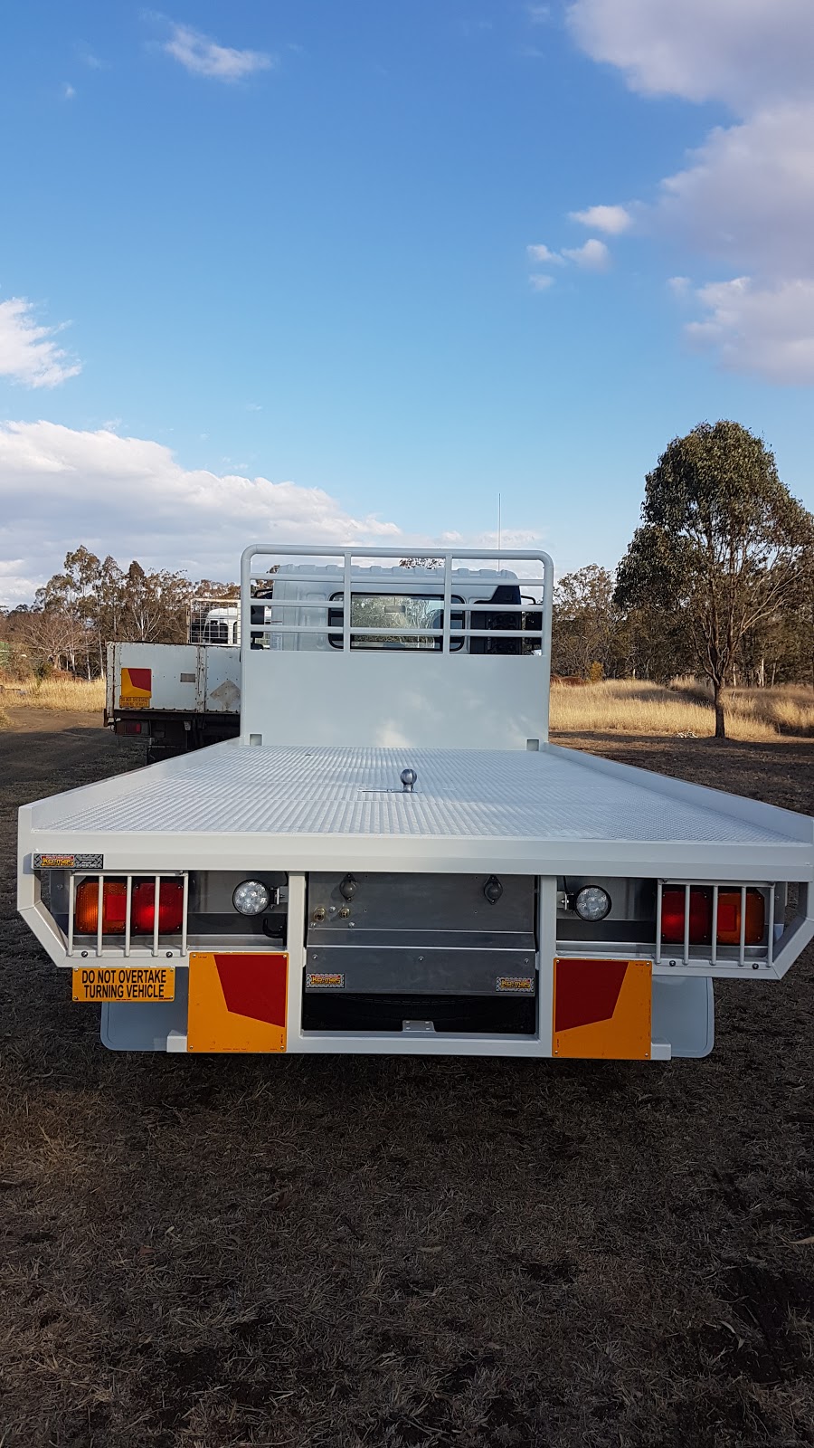 Ko-Mas Trailers & Trays | store | 268A Hayden St, Mount Rascal QLD 4350, Australia | 0746302069 OR +61 7 4630 2069