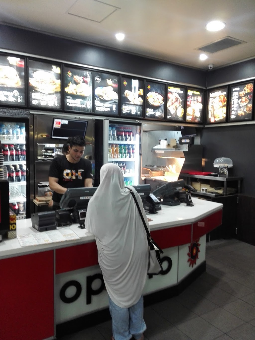 Oporto - Merrylands | cafe | 4/258 Merrylands Rd, Merrylands NSW 2160, Australia | 0298970701 OR +61 2 9897 0701