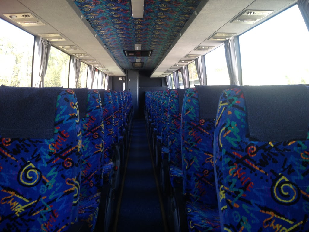 K&R Coaches PTY LTD | 804-810 Richmond Rd, Berkshire Park NSW 2765, Australia | Phone: (02) 4572 0499