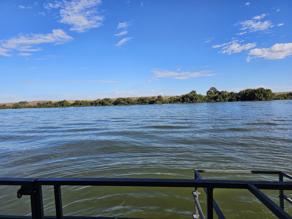 Elfin Houseboat | 100 Roper Rd, Murray Bridge SA 5253, Australia | Phone: 0417 812 529