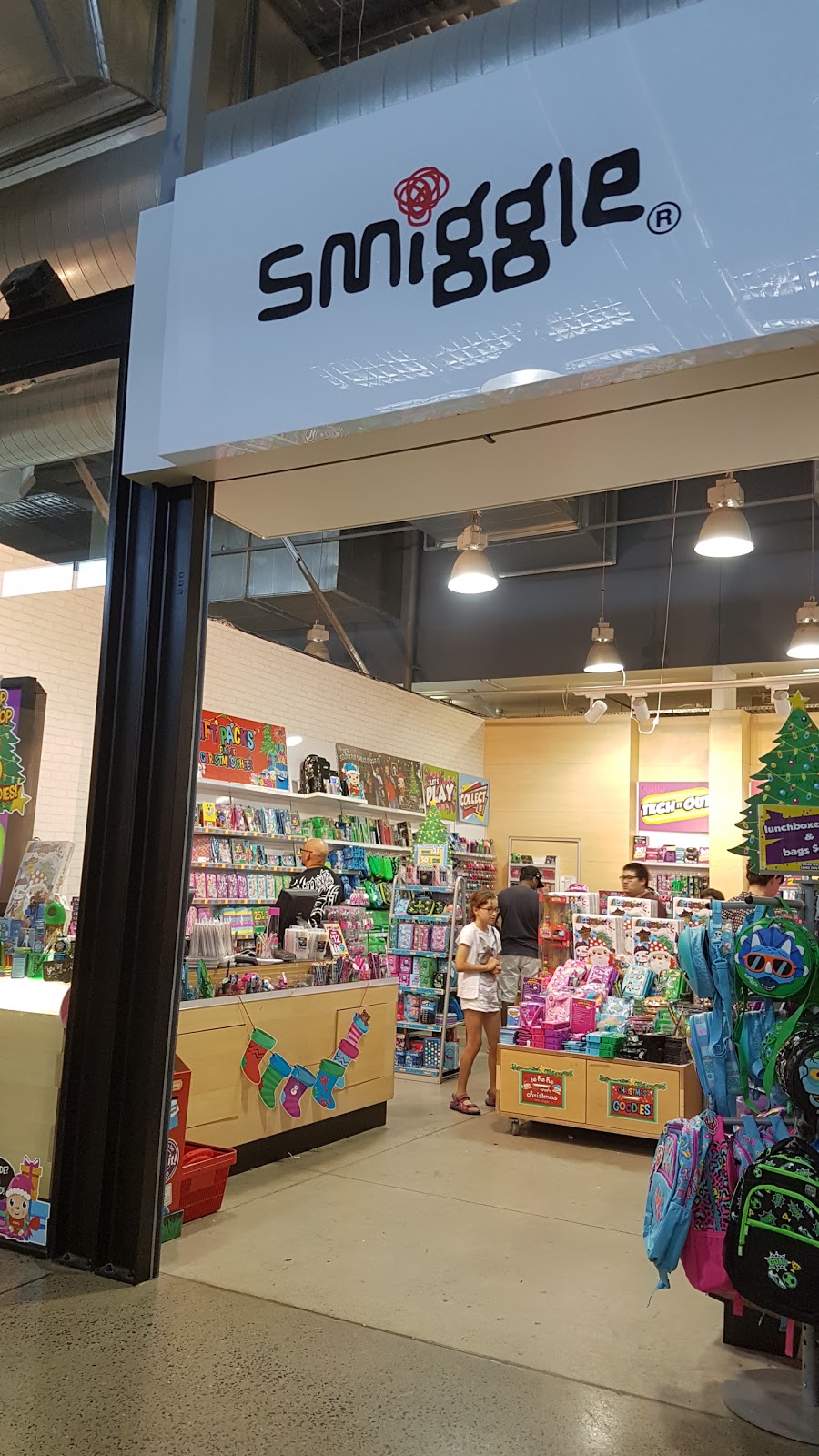 Smiggle | Shop T19 Brisbane Dfo, 1 Airport Dr, Brisbane Airport QLD 4008, Australia | Phone: (07) 3115 2740