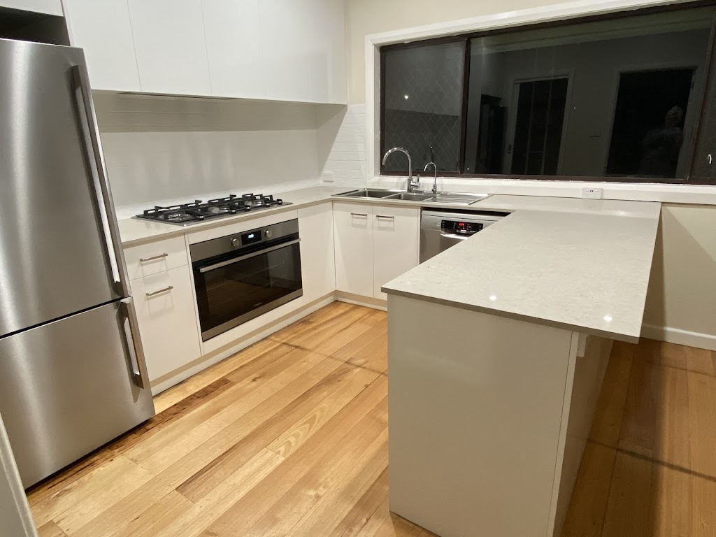 Crosscut Kitchens | 37 Della Torre Rd, Moe VIC 3825, Australia | Phone: 0410 077 491