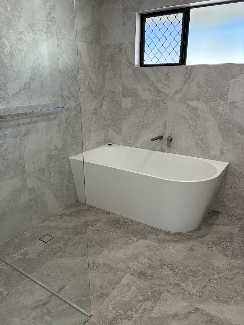 Epic Built Homes Pty Ltd | Unit 2/17 Kenworth Pl, Brendale QLD 4500, Australia | Phone: 0421 156 631
