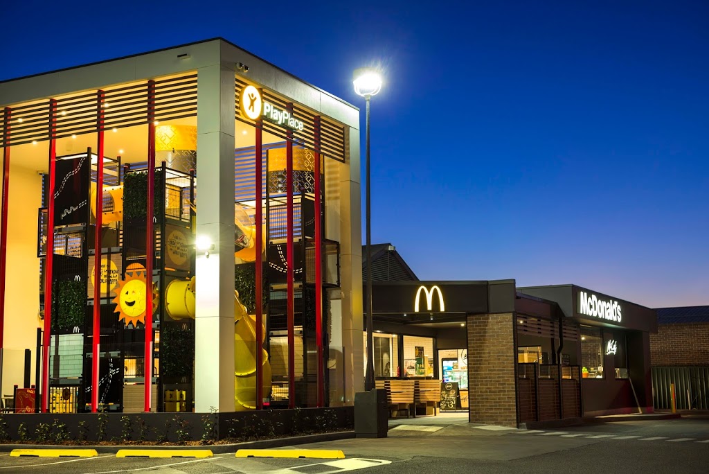 McDonalds Gunnedah | meal takeaway | Cnr Conadilly &, Elgin St, Gunnedah NSW 2380, Australia | 0267426680 OR +61 2 6742 6680