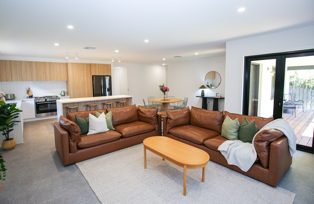 Manning Retreat | 4 Manning Pl, Bright VIC 3741, Australia | Phone: (03) 5759 2555