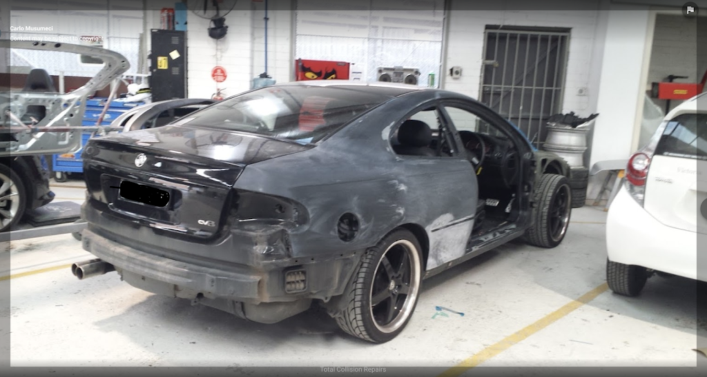 Total Collision Repairs - smash/collision repairs | car repair | 1 Walton St, Airport West VIC 3042, Australia | 0393384399 OR +61 3 9338 4399