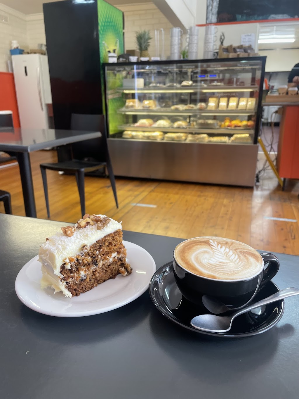Western Rose Cafe | 1389 Alpine Way, Khancoban NSW 2642, Australia | Phone: (02) 6076 9400