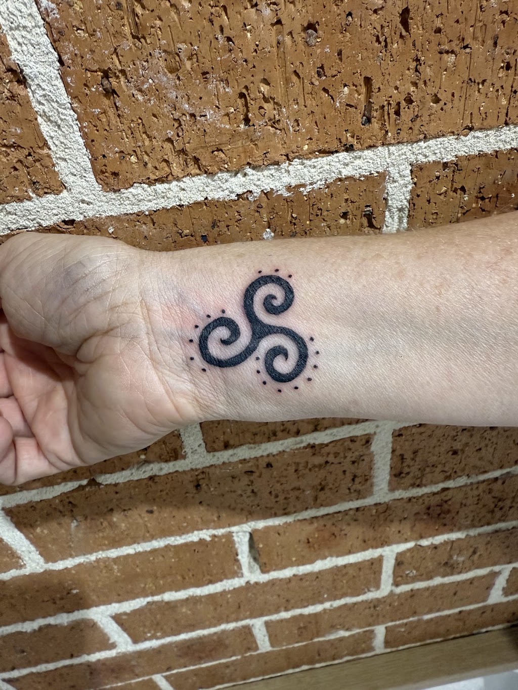 Om Ink Studio | 91 Hawkesbury Rd, Westmead NSW 2145, Australia | Phone: 0421 735 648