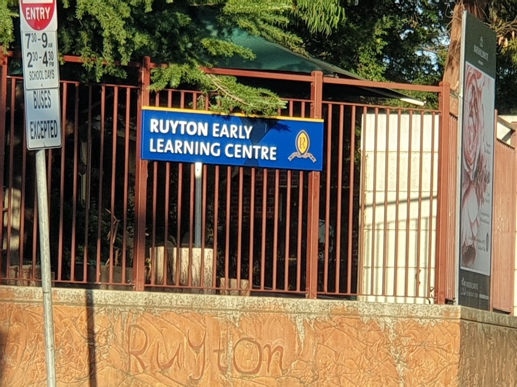 Ruyton Girls School | school | 12 Selbourne Rd, Kew VIC 3101, Australia | 0398192422 OR +61 3 9819 2422