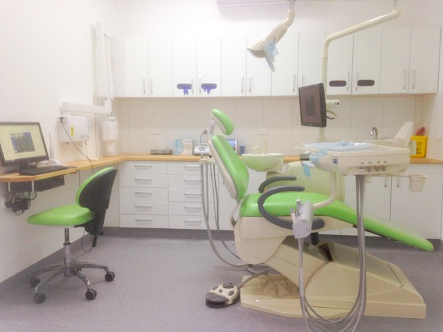 Stockton Dental | 15A/51-55 Mitchell St, Stockton NSW 2295, Australia | Phone: (02) 4928 2665