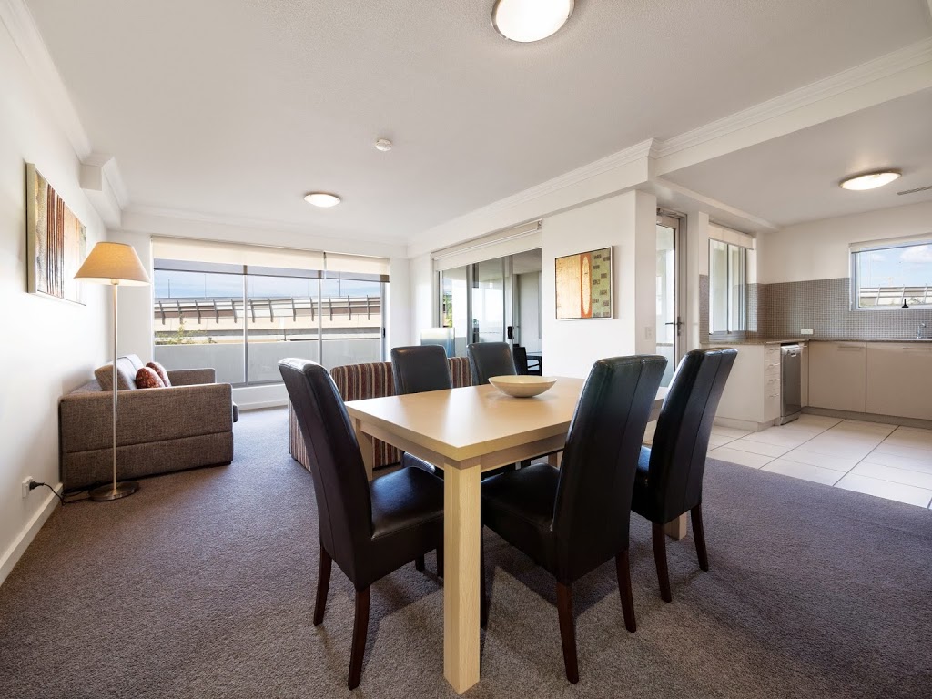 Oaks Mews Apartments | lodging | 141 Campbell St, Bowen Hills QLD 4006, Australia | 1300854744 OR +61 1300 854 744