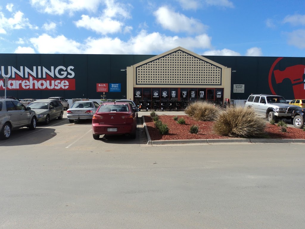 Bunnings Echuca | hardware store | 131 Ogilvie Ave, Echuca VIC 3564, Australia | 0354820200 OR +61 3 5482 0200