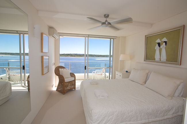 Las Rias Holiday Apartments | 8 Quamby Pl, Noosa Heads QLD 4567, Australia | Phone: (07) 5447 2799