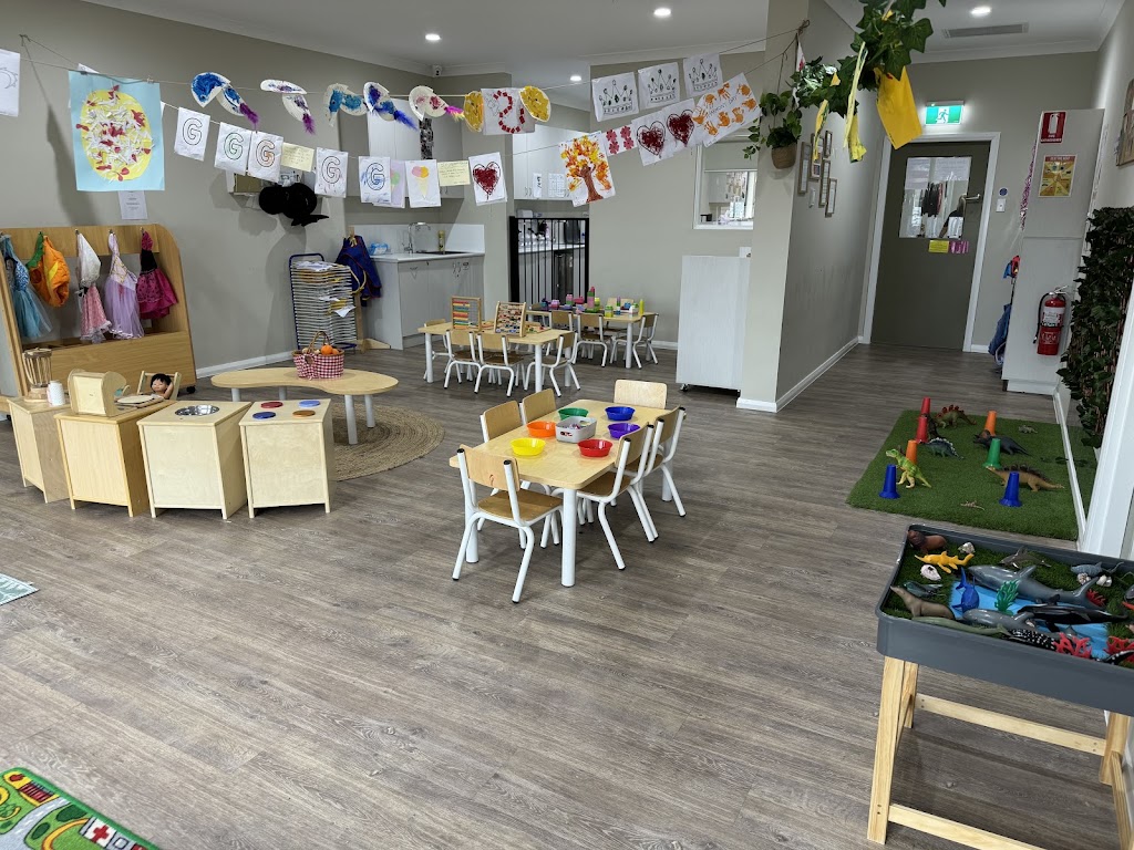 Bright Achievers Childcare & ELC | 56/58 Jardine Dr, Edmondson Park NSW 2174, Australia | Phone: (02) 8883 2222