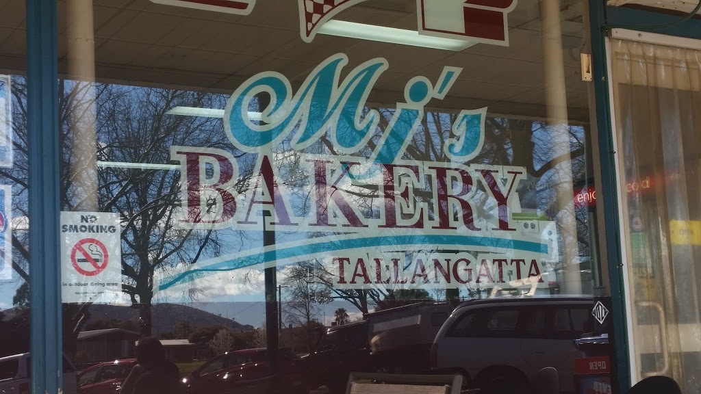 Tallangatta Bakery | bakery | 39 Towong St, Tallangatta VIC 3700, Australia | 0260712222 OR +61 2 6071 2222