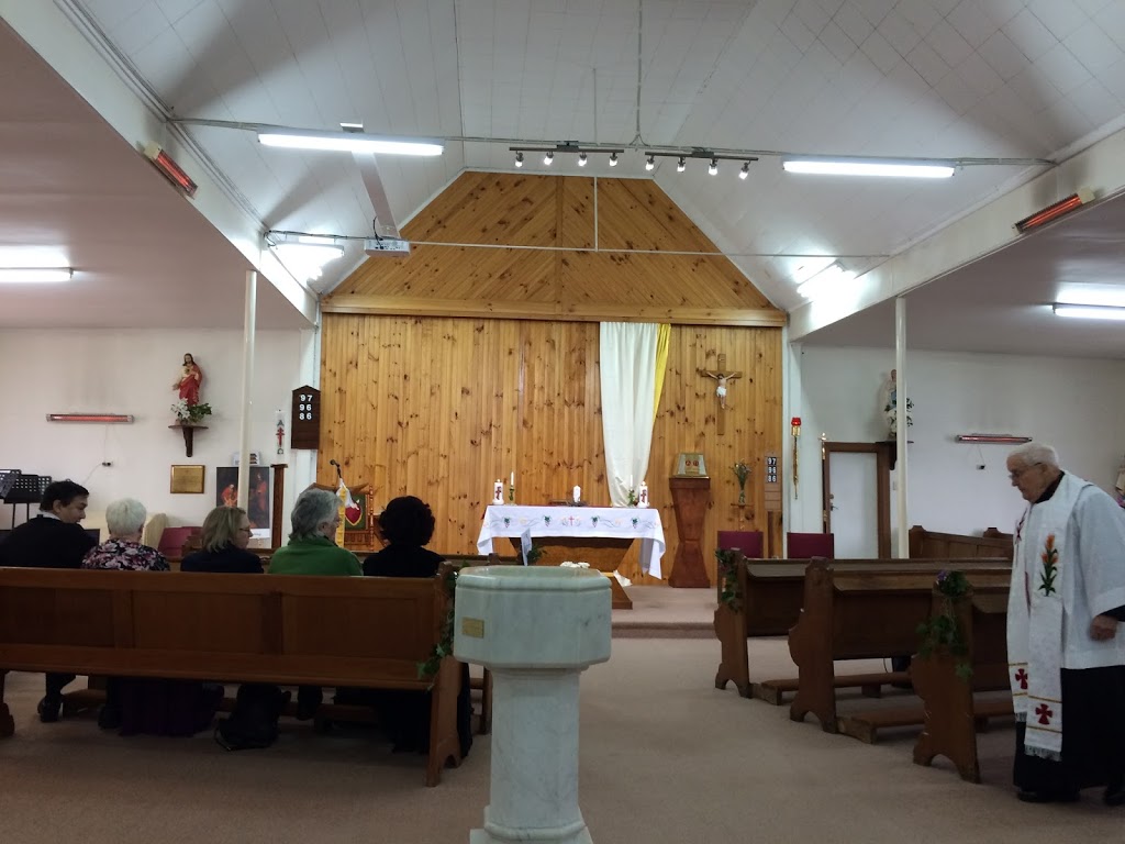 Sacred Heart Catholic Church | church | 18 Inconstant St, Blackheath NSW 2785, Australia | 0247878540 OR +61 2 4787 8540