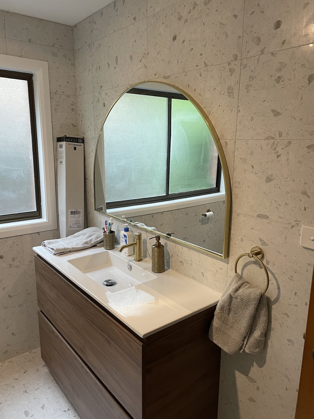 J&B Tiling | Surf Beach NSW 2536, Australia | Phone: 0412 713 845