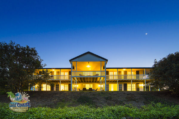 Hamptons Hinterland Retreat | lodging | 39 The Pinnacle, Worongary QLD 4213, Australia | 0427549371 OR +61 427 549 371