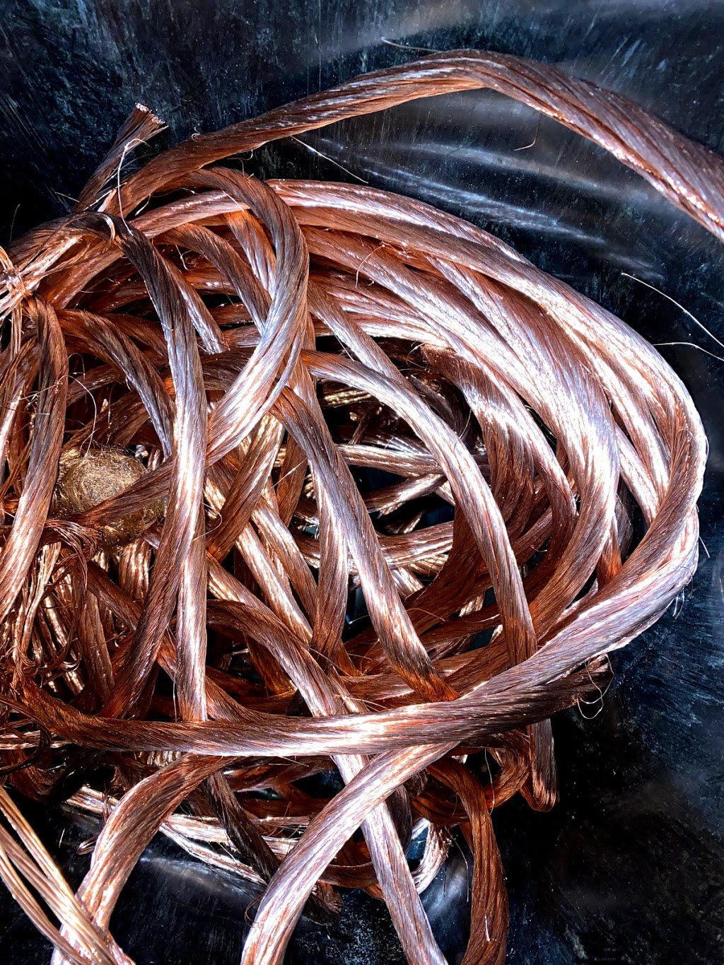 KM Scrap Metals Pty Ltd | 5 William Lord Pl, Belrose NSW 2085, Australia | Phone: 0422 835 845