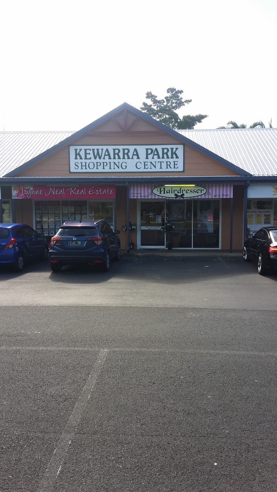 Kewarra Fringe Benefits | 6 Poolwood Rd, Kewarra Beach QLD 4879, Australia | Phone: (07) 4057 7666