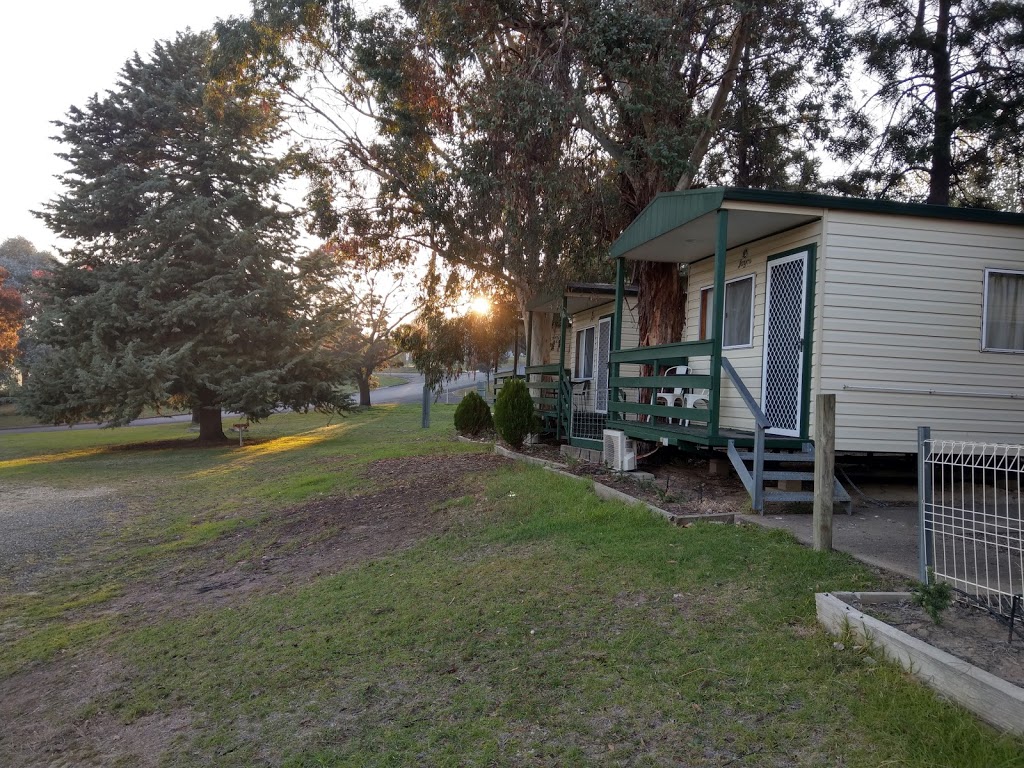 Talbingo Caravan Park | 24 Whitty St, Talbingo NSW 2720, Australia | Phone: (02) 6949 5239