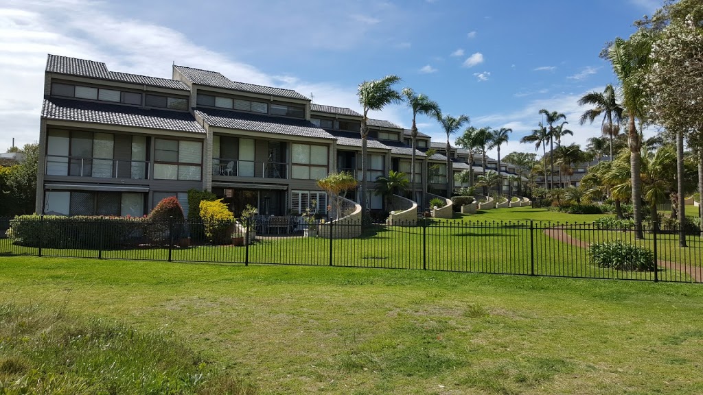 7 The Moorings | 4 Cromarty Rd, Soldiers Point NSW 2317, Australia | Phone: (02) 4981 1577