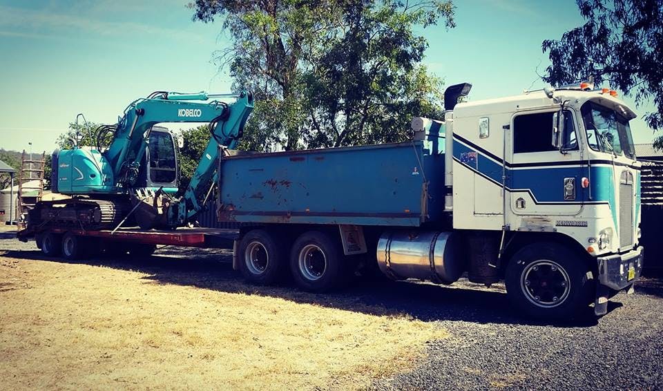 Scotts Tipper Hire and Excavations | 13 Park St, Parkville NSW 2337, Australia | Phone: (02) 9158 6307