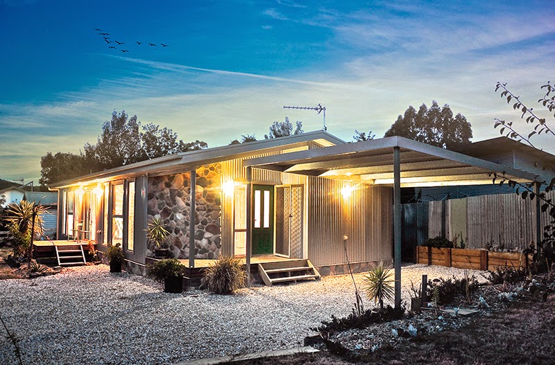 Southern Cross Custom Built Transportable Homes | general contractor | 6460 Northern Hwy, Rochester VIC 3561, Australia | 0354842224 OR +61 3 5484 2224