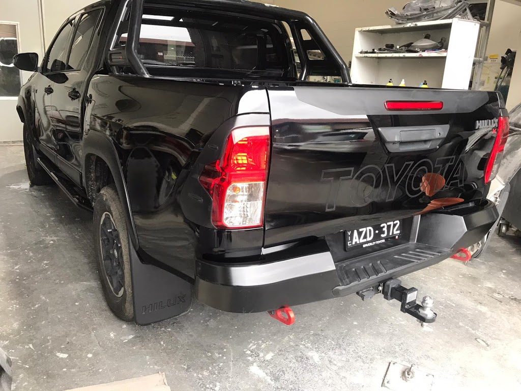 Nova Quality Smash Repairs Dandenong | car repair | 20/41 Bennet St, Dandenong VIC 3175, Australia | 0432184354 OR +61 432 184 354