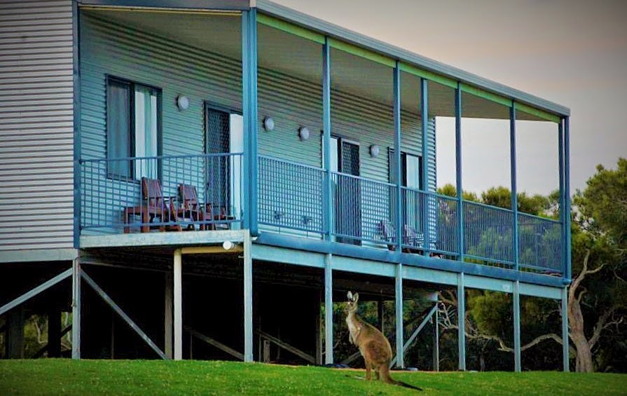 Nutkin Lodge | lodging | 372 Ficifolia Rd, Bow Bridge WA 6333, Australia | 0419953780 OR +61 419 953 780