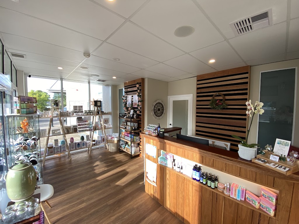 White Fox Massage & Wellness | Shop 4/1 Staples Cres, Lawson NSW 2783, Australia | Phone: 0435 038 587