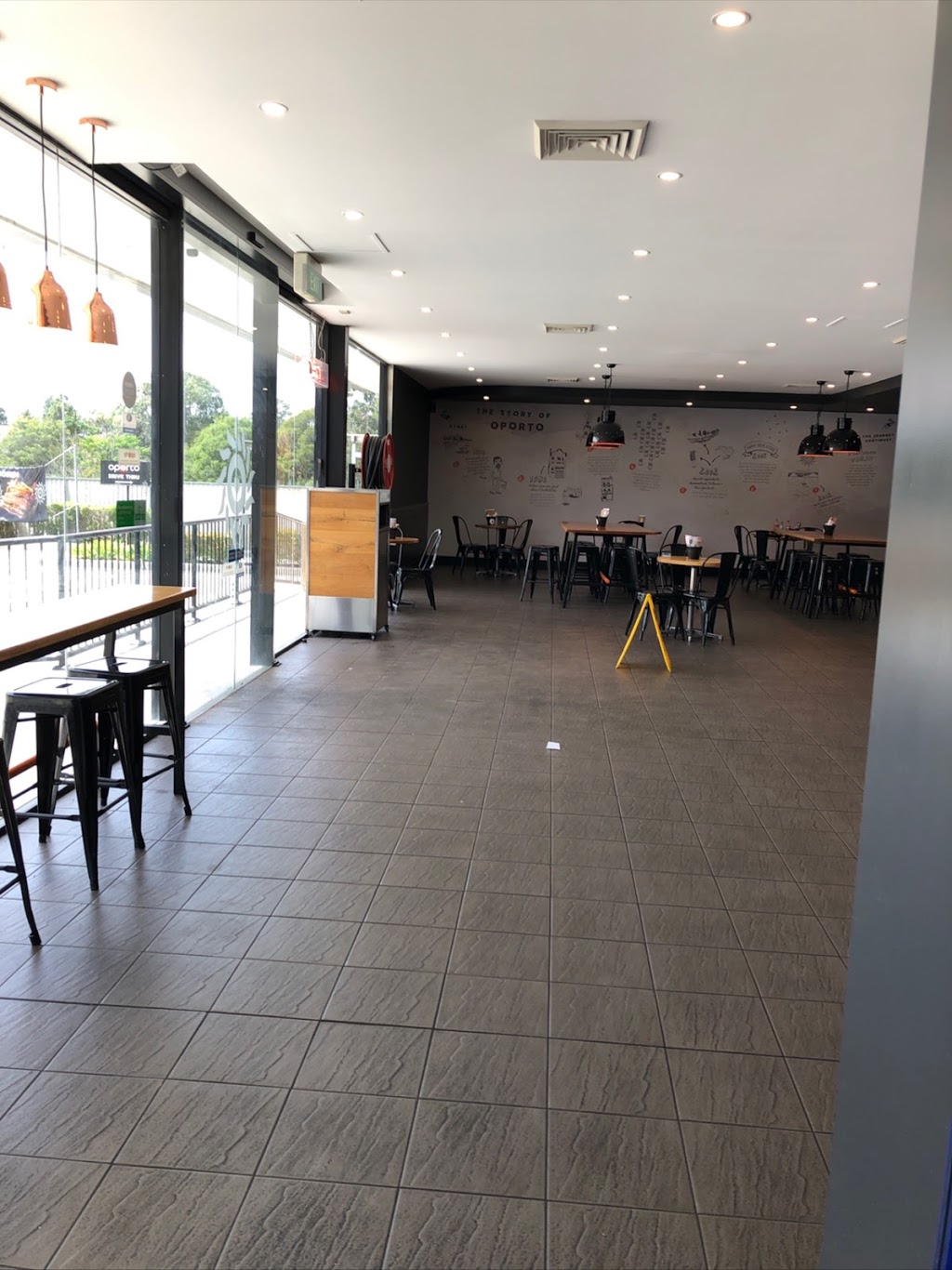 Oporto - Prairiewood | cafe | 485 Smithfield Rd, Prairiewood NSW 2176, Australia | 0296042926 OR +61 2 9604 2926