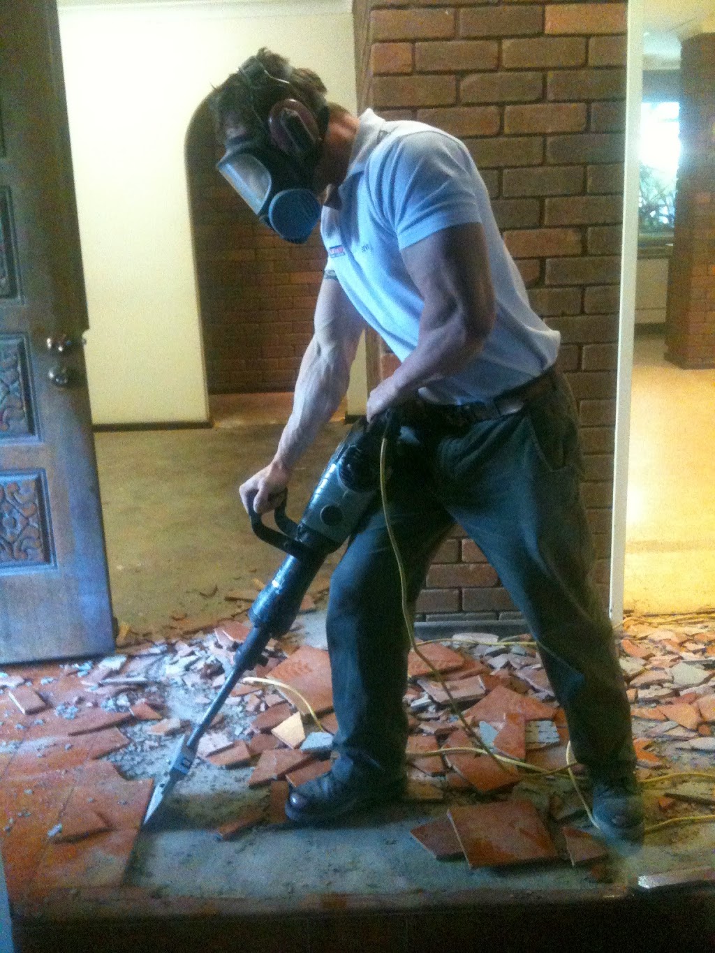 Ezy Strip Tile & Flooring Removal | home goods store | 94 Karrinyup Rd, Trigg WA 6029, Australia | 0892464119 OR +61 8 9246 4119