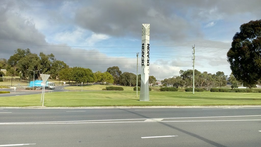 Deakin University, Waurn Ponds, Free Car Park | parking | Waurn Ponds VIC 3216, Australia