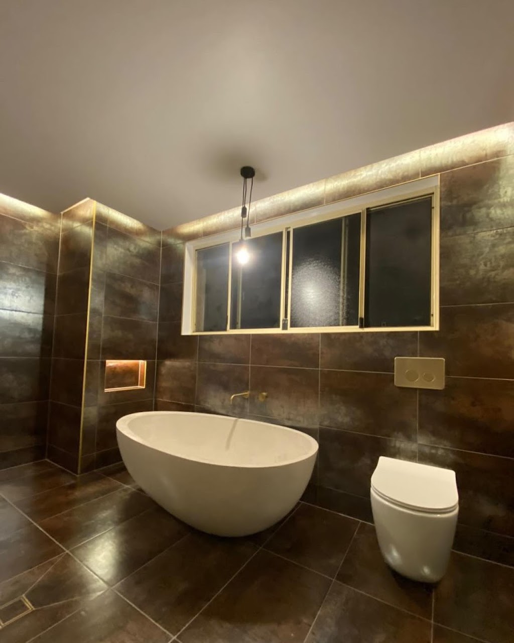 Vivid Electrical & Data | 27 Margherita Ave, Bateau Bay NSW 2260, Australia | Phone: 0414 464 448