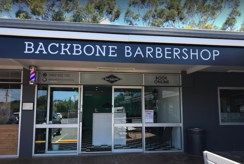 Backbone Barbershop - Burleigh | 13/33 Tallebudgera Creek Rd, Burleigh Heads QLD 4220, Australia | Phone: 0492 952 700