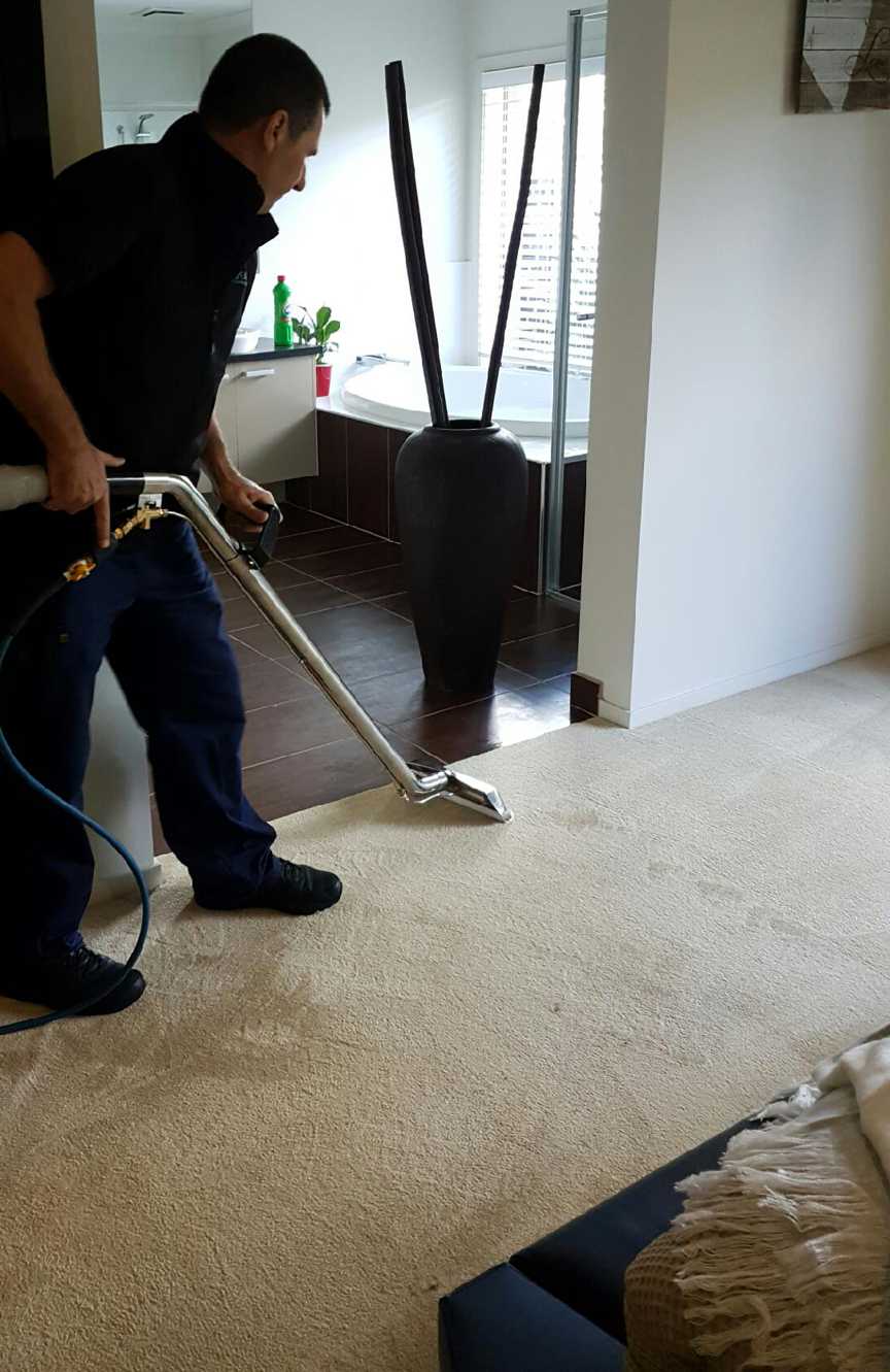 Nepean Complete Cleaning Service | 5 Rando Ct, Frankston South VIC 3199, Australia | Phone: (03) 9770 5253