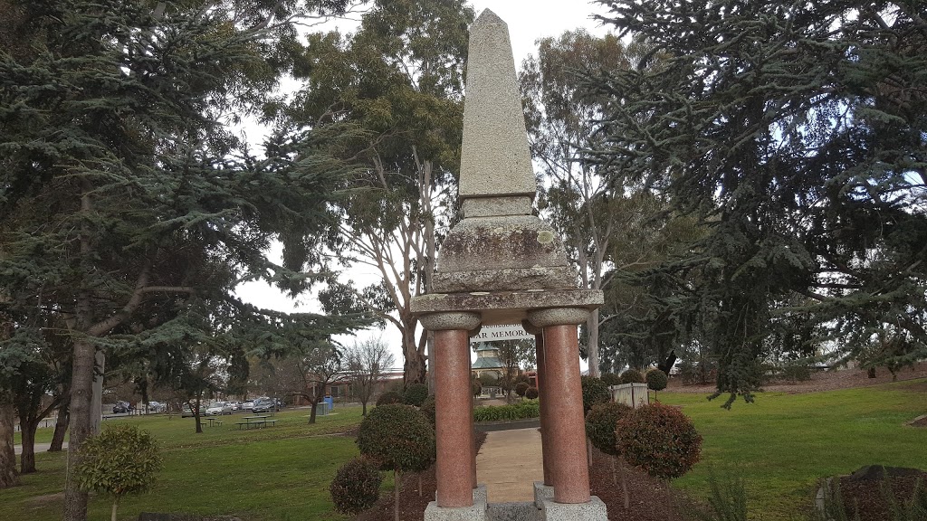 Greensborough War Memorial Park | park | Henry St, Greensborough VIC 3088, Australia