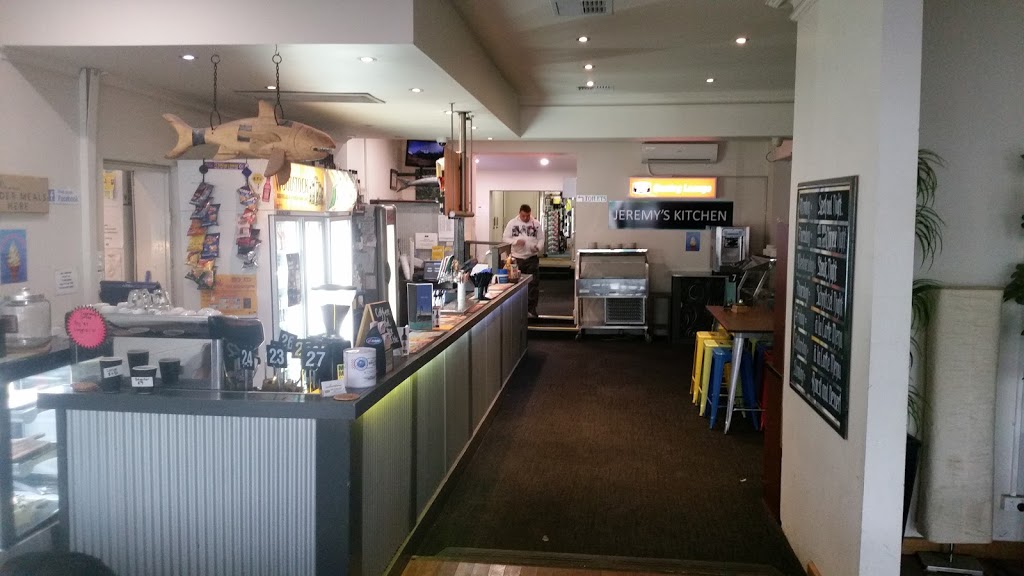 Moonta Hotel | 1 George St, Moonta SA 5558, Australia | Phone: (08) 8825 2209