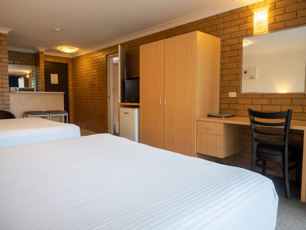 Airport Admiralty Motel | lodging | 95 Nudgee Rd, Hamilton QLD 4007, Australia | 0732687899 OR +61 7 3268 7899