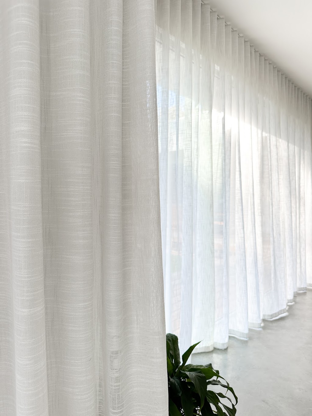 Palms Awnings Blinds & Curtains | 6 Samuel St, Blueys Beach NSW 2428, Australia | Phone: 0421 057 869