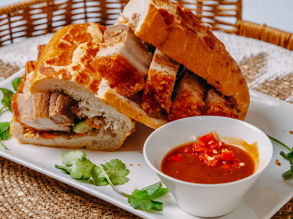 Bunn Mee & Pho Waverley Gardens Shopping Centre | Shopping Centre, Waverley Gardens, Shop 148/271 Police Rd, Mulgrave VIC 3170, Australia | Phone: 0402 038 999