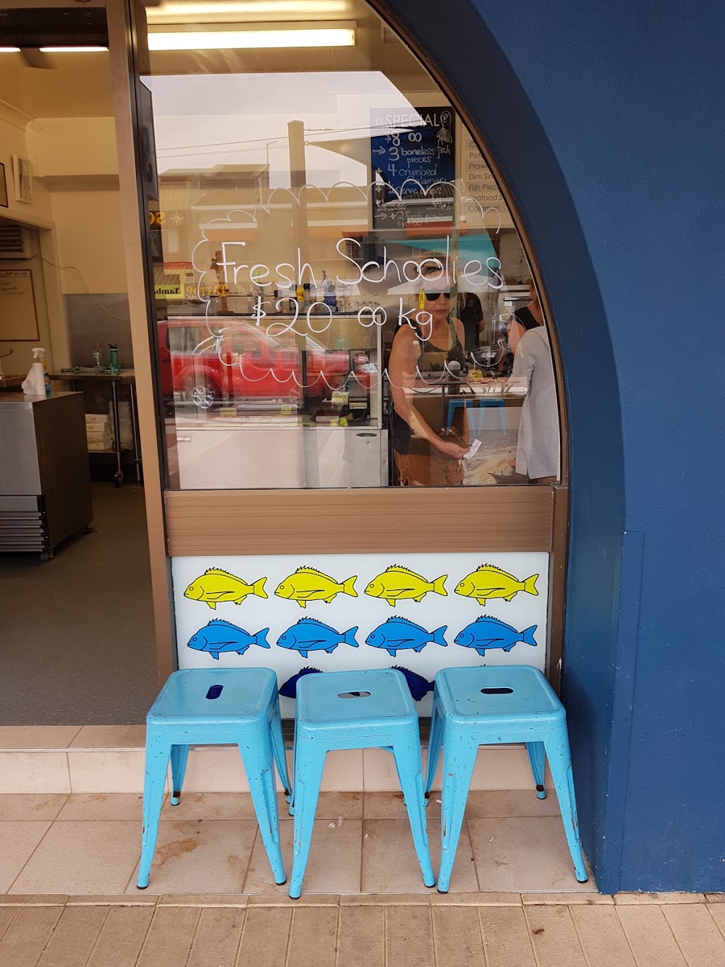 Splash Takeaway Seafood | 67 The Boulevarde, Toronto NSW 2283, Australia | Phone: (02) 4959 5945