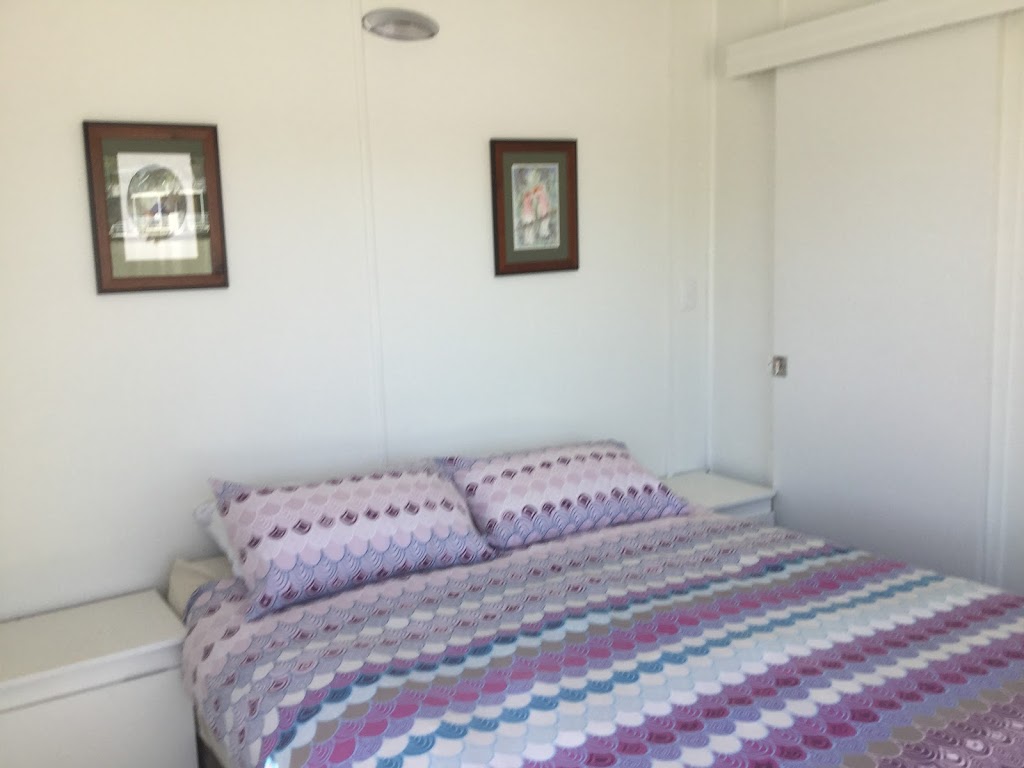 Galaxy Houseboat | Lot 60/100 Roper Rd, Murray Bridge SA 5253, Australia | Phone: 0409 821 290