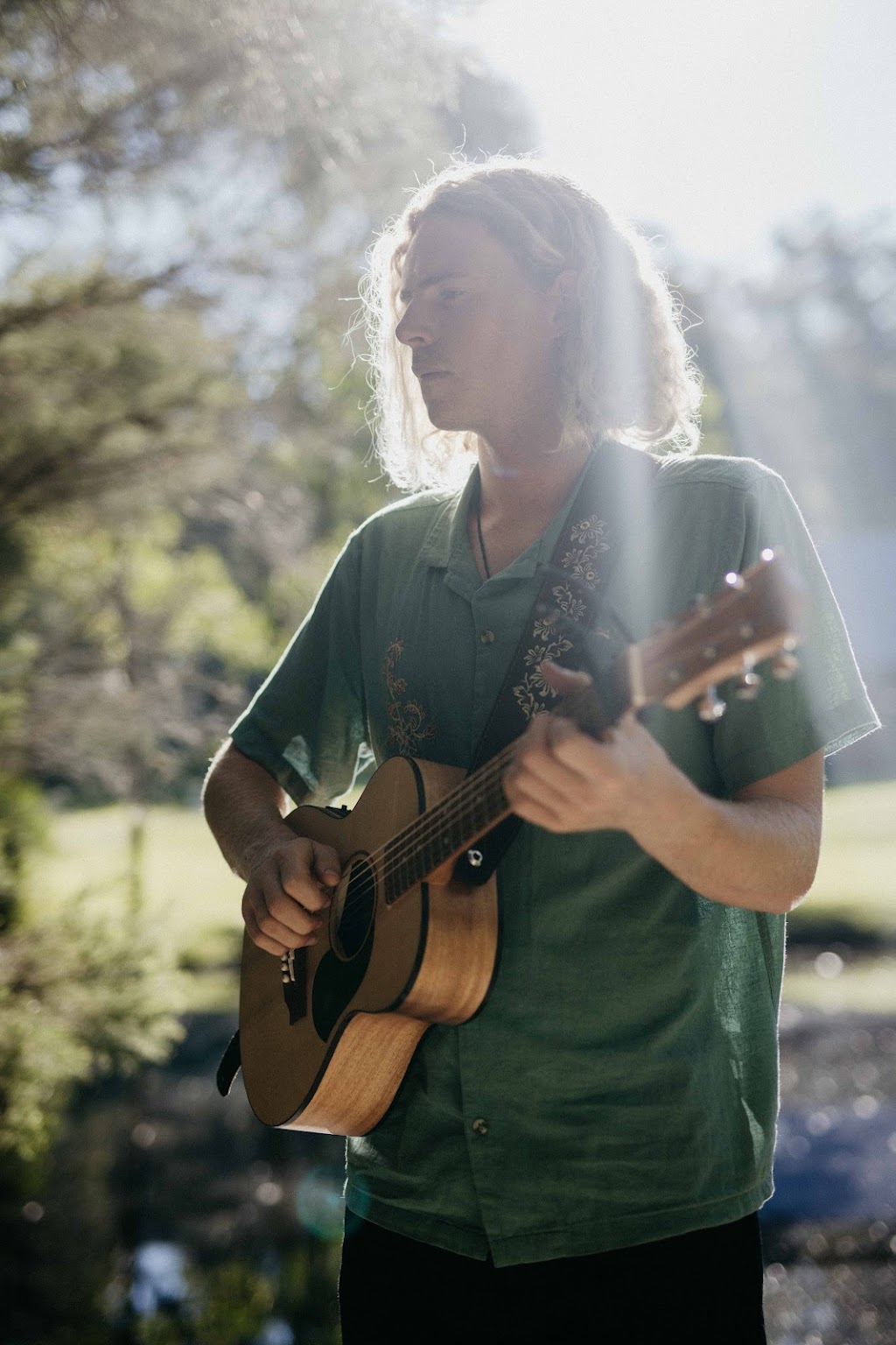 VIOLETTE COVE | Acoustic Musicians + DJs for Weddings | 1-3 Coller Rd, Ulladulla NSW 2539, Australia | Phone: 0422 988 673