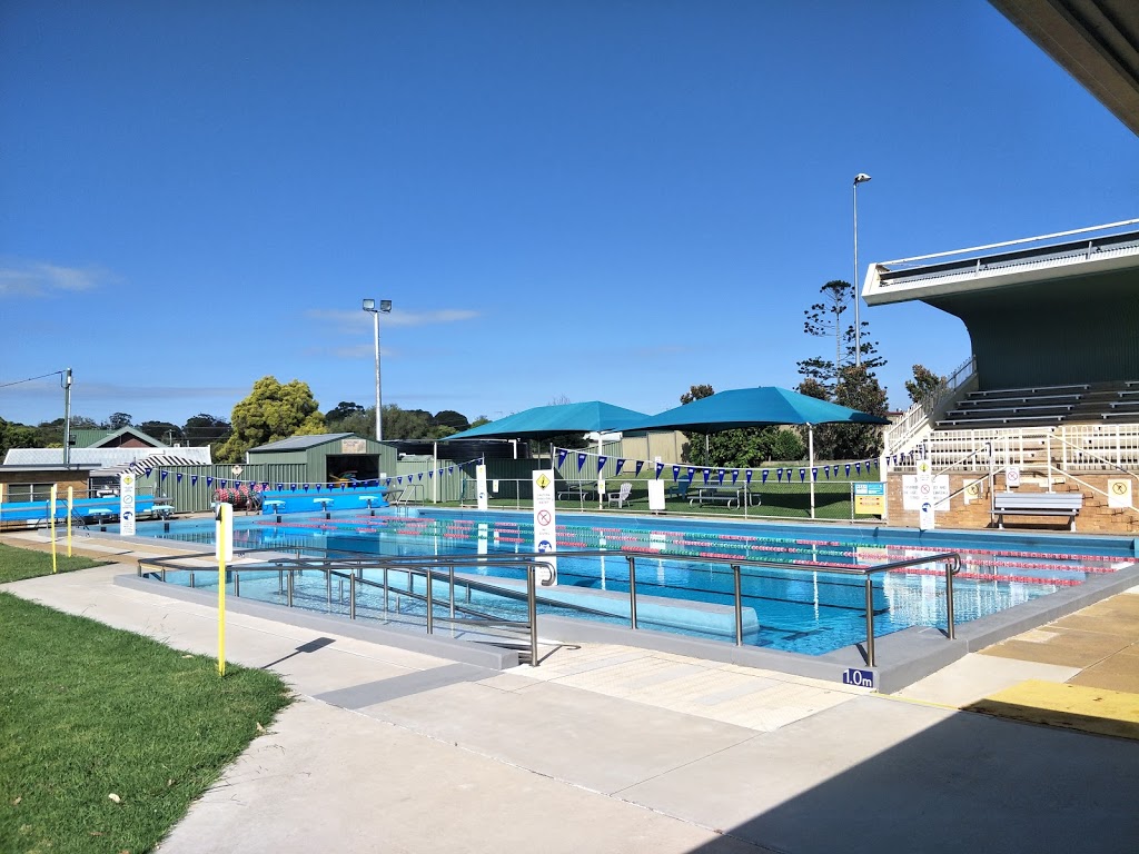 Crows Nest Aquatic Centre |  | Toowoomba Rd, Crows Nest QLD 4355, Australia | 0746981483 OR +61 7 4698 1483