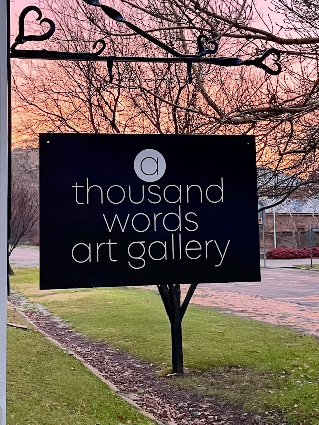 A Thousand Words Gallery Carcoar | 11 Icely St, Carcoar NSW 2791, Australia | Phone: 0414 550 223