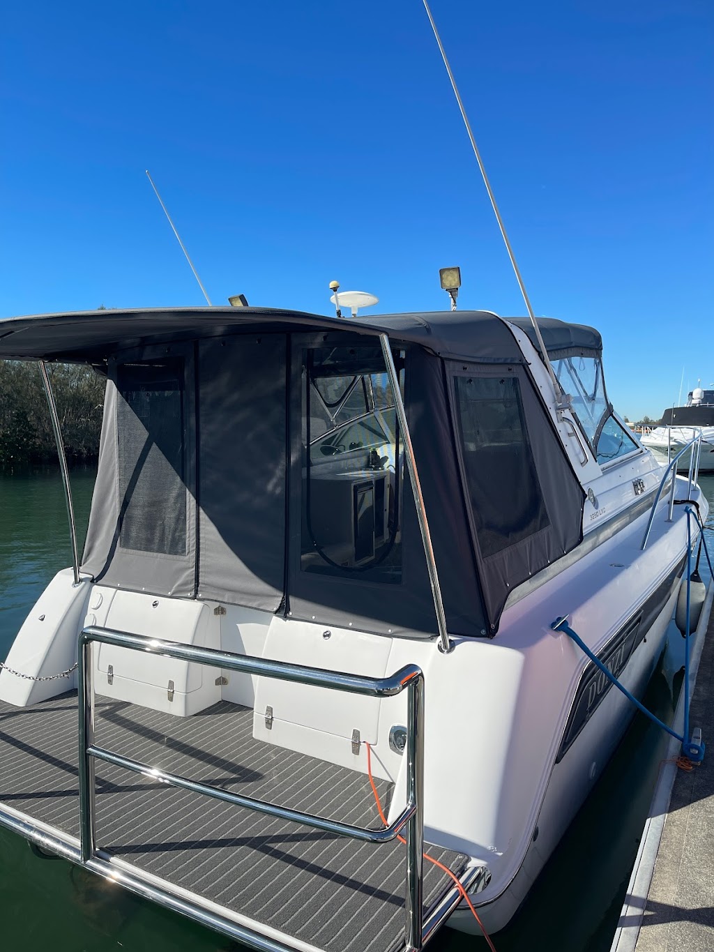 Boat Central Redlands Coast | Shed 4/94 Beveridge Rd, Thornlands QLD 4164, Australia | Phone: 1300 979 863