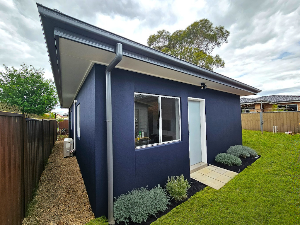 Granny Flats X | 2 Ganton Way, Luddenham NSW 2745, Australia | Phone: 1300 950 764
