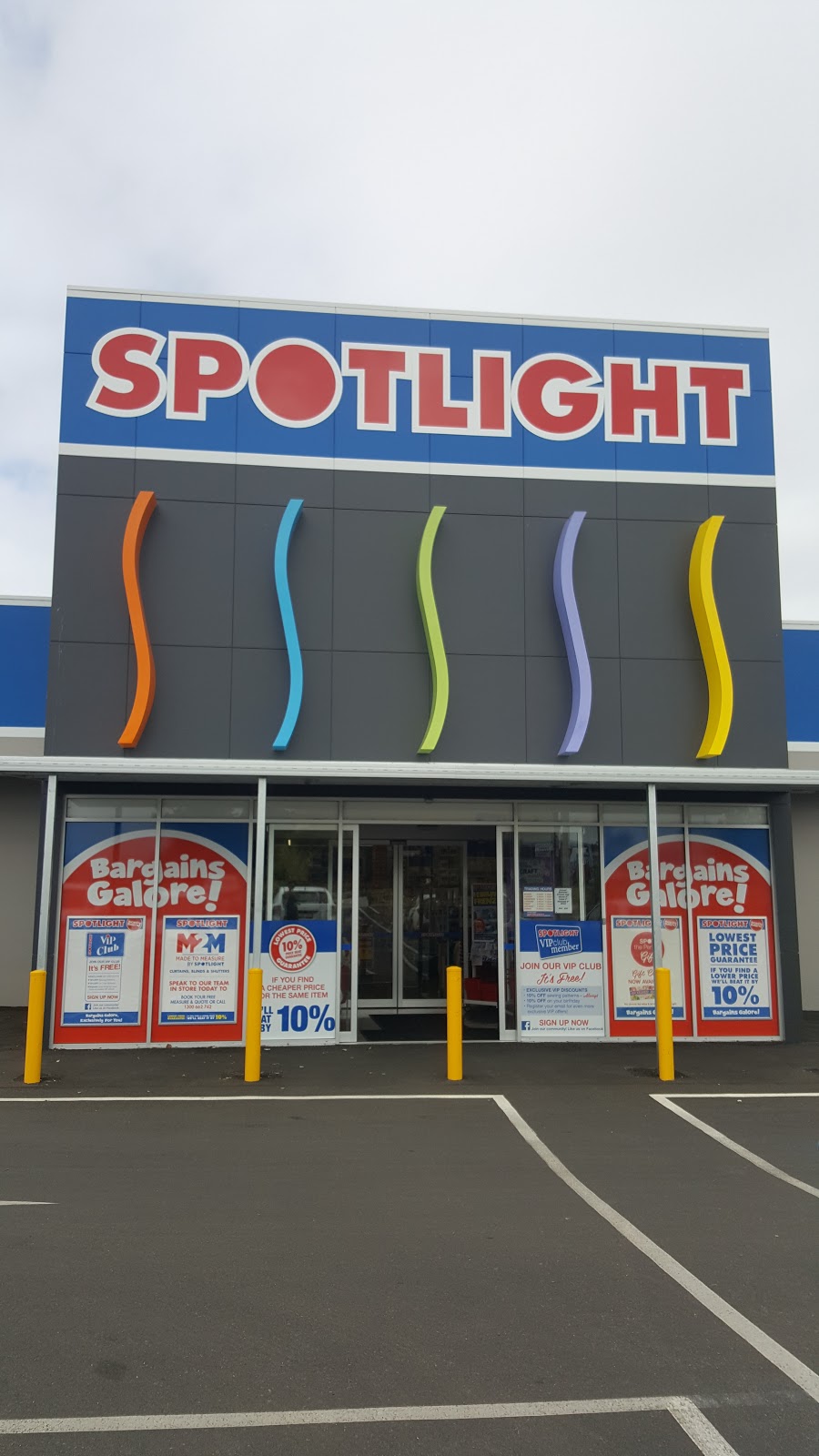 Spotlight Bairnsdale | furniture store | 58 Bailey St, Bairnsdale VIC 3875, Australia | 0351537800 OR +61 3 5153 7800